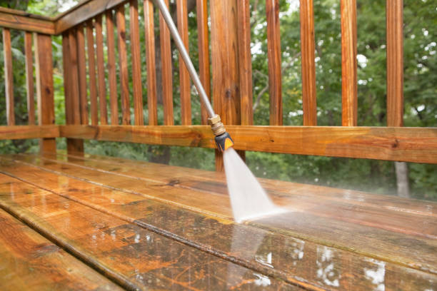 Why Choose Our Certified Pressure Washing Experts for Your Project Needs in Lake City, FL?